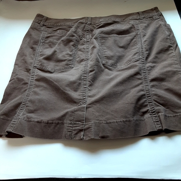 Lane Bryant corduroy skirt sz 24 - Picture 5 of 6